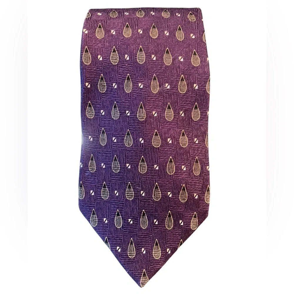 💜Purple BILL BLASS Vintage Patterned Men's Tie. Pure Silk. Made in Costa Rica